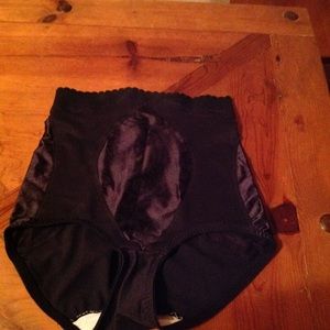 Cupid Shape Wear  Panties